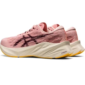 Pas Cher Magasin Soldes ASICS NOVABLAST 3 W FROSTED PINK/DEEP MARS 22 14